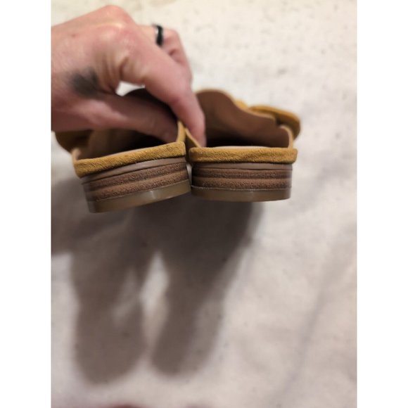 Loft Yellow Faux Suede Knot Tie Mule Flats Closed Toe Size 6.5M - Picture 6 of 10